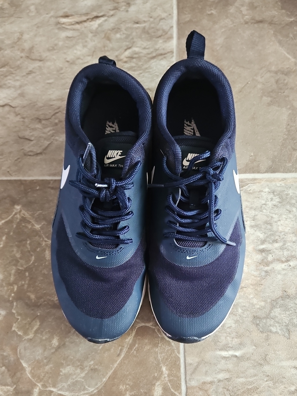 Nike Men’s Navy and White Sneakers